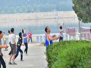 On the bank of the Taedong River