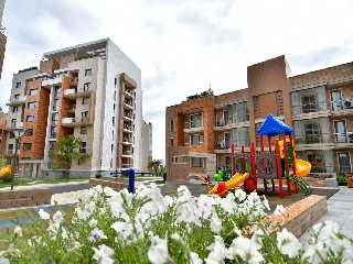 Le quartier d’habitation mansardée au bord de la rivière Pothong 1