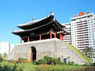 La porte Pothong