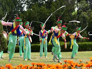 Les danses paysannes
