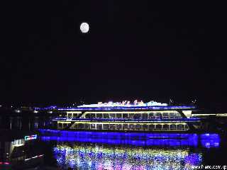 Lune du 15e jour du 1er mois du calendrier lunaire à la rive du fleuve Taedong
