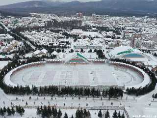 La patinoire multi-fonctionnelle pour patinage de vitesse de la ville de Samjiyon